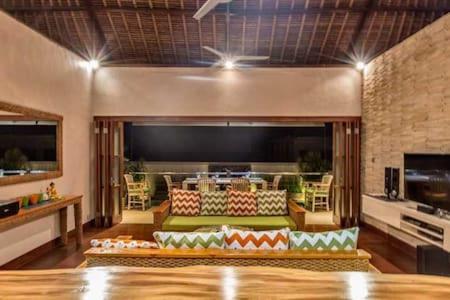 Villa Agung Lembongan Exterior photo