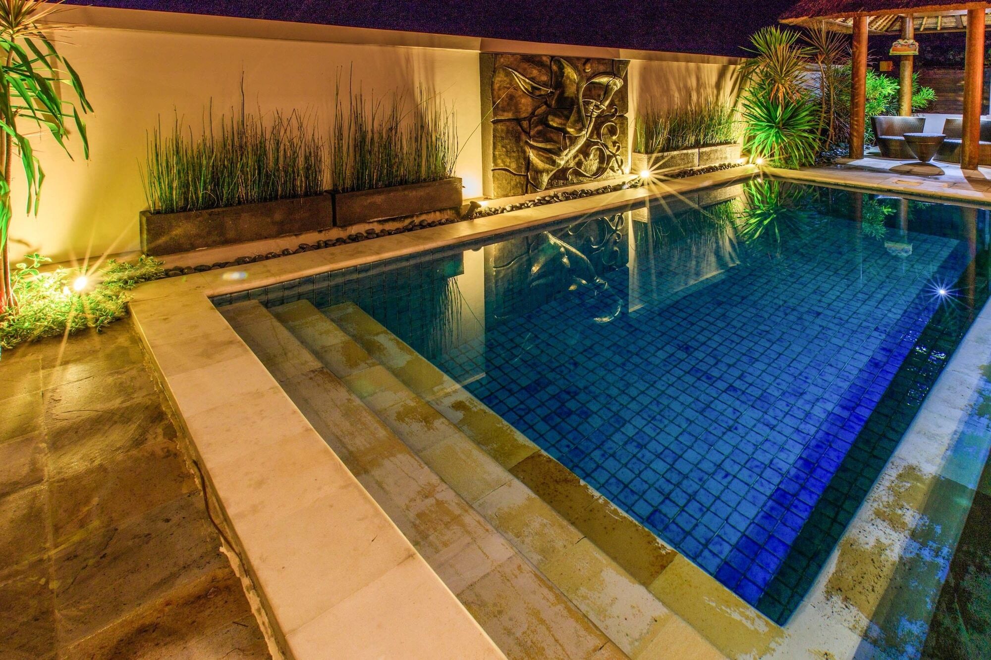 Villa Agung Lembongan Exterior photo